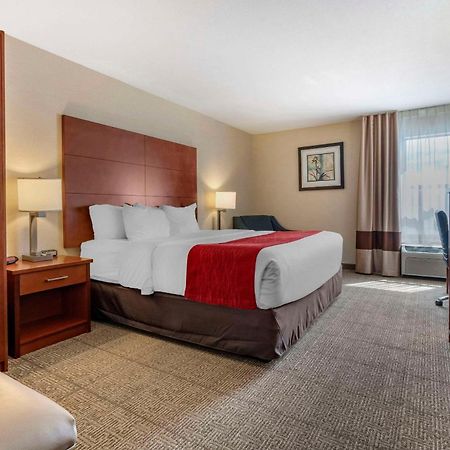Comfort Inn & Suites Near Fallon Naval Air Station Экстерьер фото