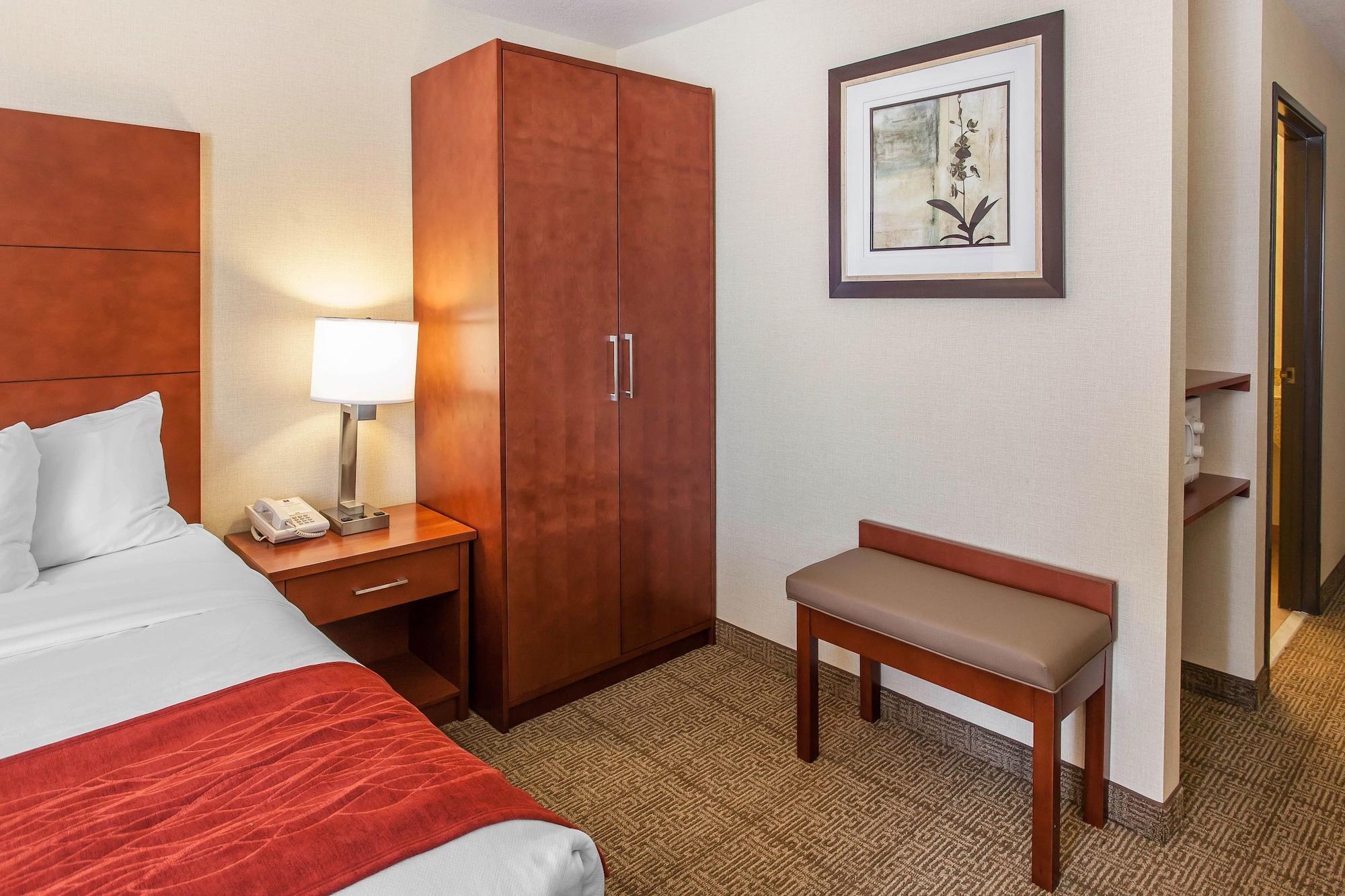 Comfort Inn & Suites Near Fallon Naval Air Station Экстерьер фото