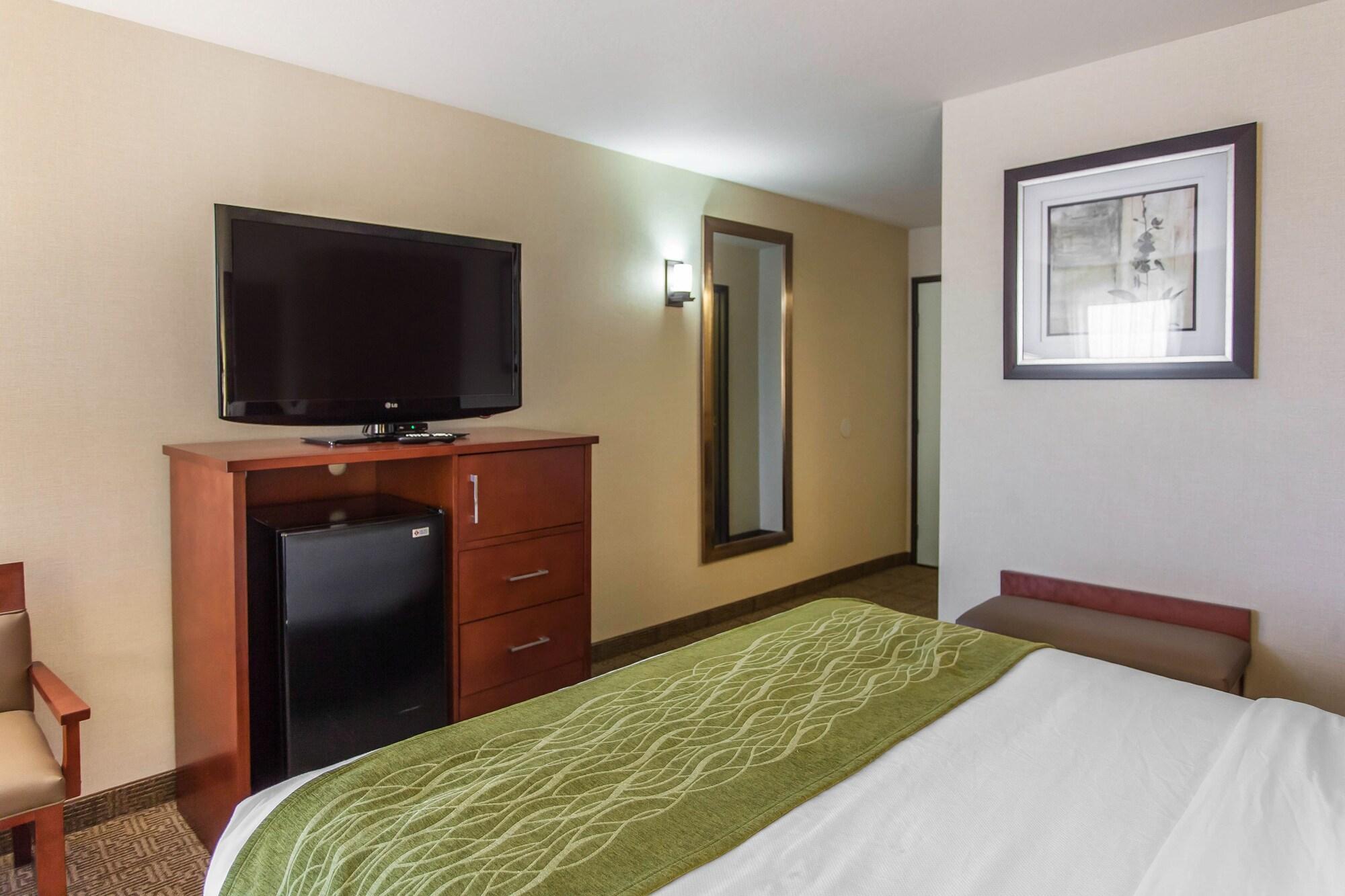 Comfort Inn & Suites Near Fallon Naval Air Station Экстерьер фото