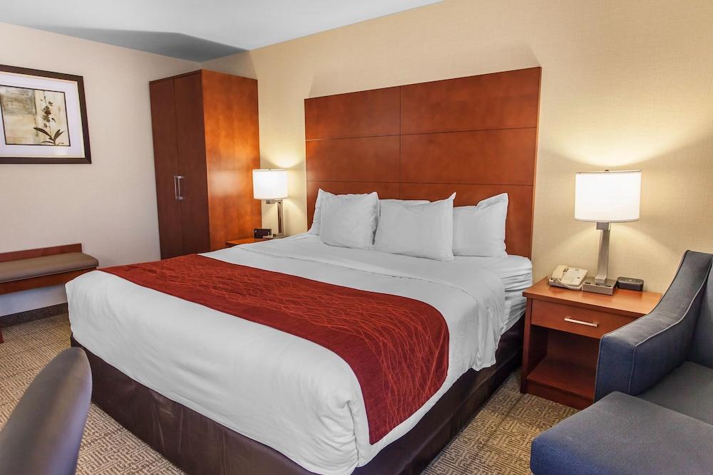 Comfort Inn & Suites Near Fallon Naval Air Station Экстерьер фото