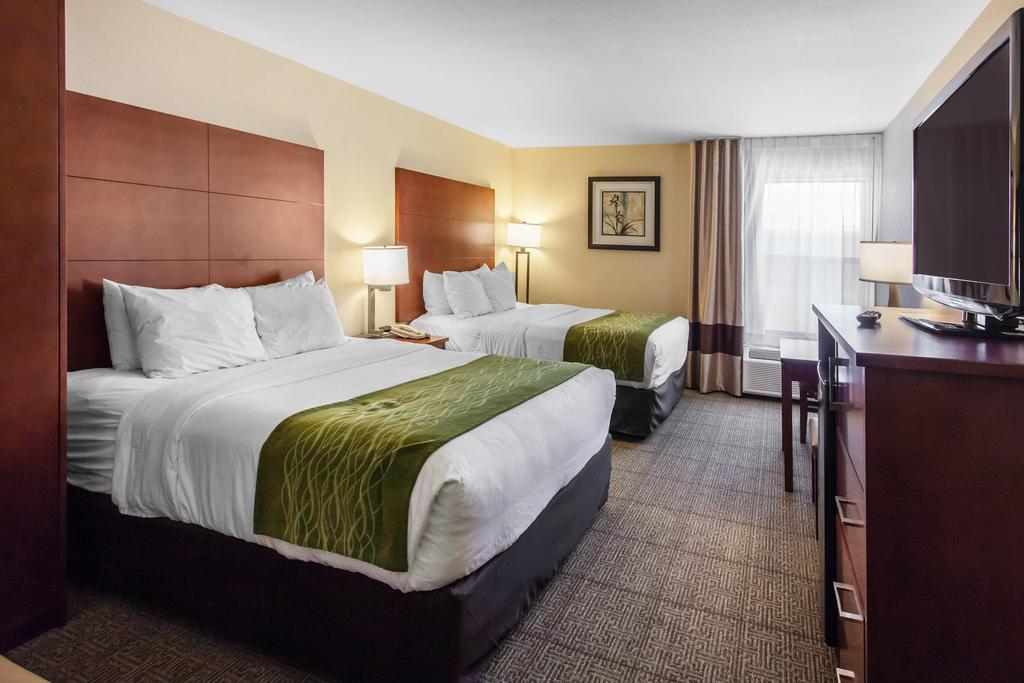 Comfort Inn & Suites Near Fallon Naval Air Station Экстерьер фото