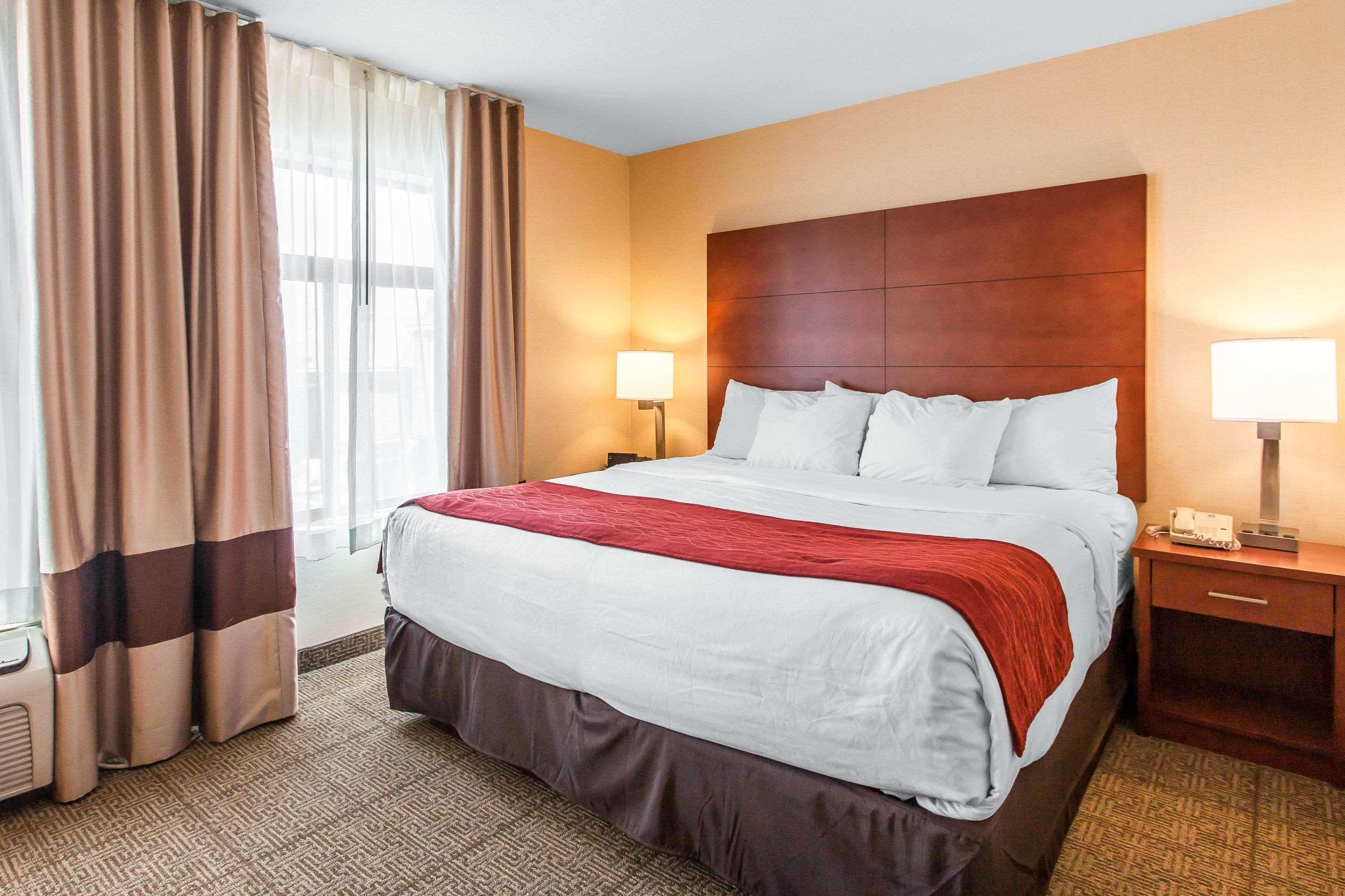 Comfort Inn & Suites Near Fallon Naval Air Station Экстерьер фото