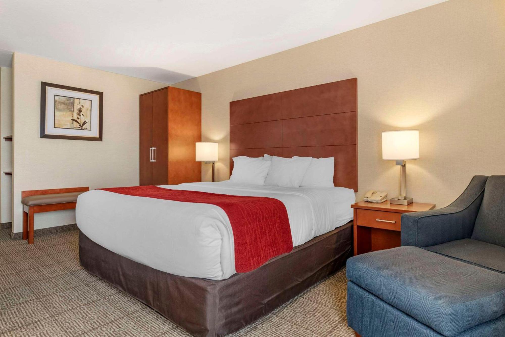 Comfort Inn & Suites Near Fallon Naval Air Station Экстерьер фото
