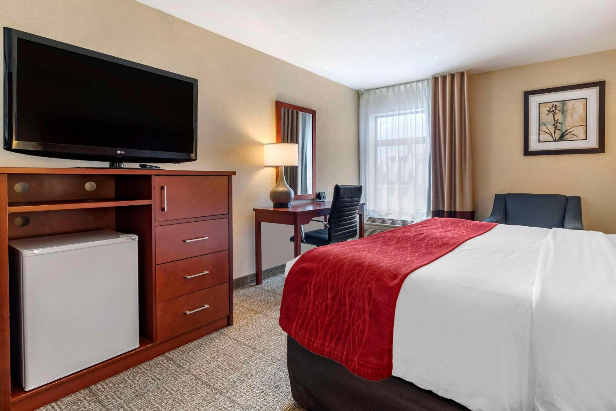 Comfort Inn & Suites Near Fallon Naval Air Station Экстерьер фото