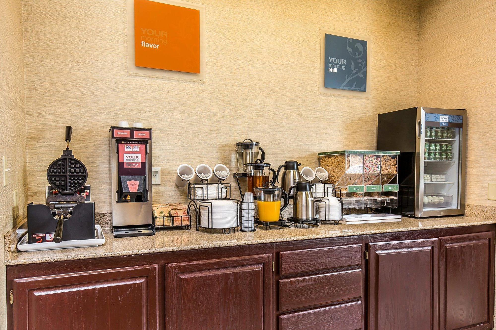 Comfort Inn & Suites Near Fallon Naval Air Station Экстерьер фото
