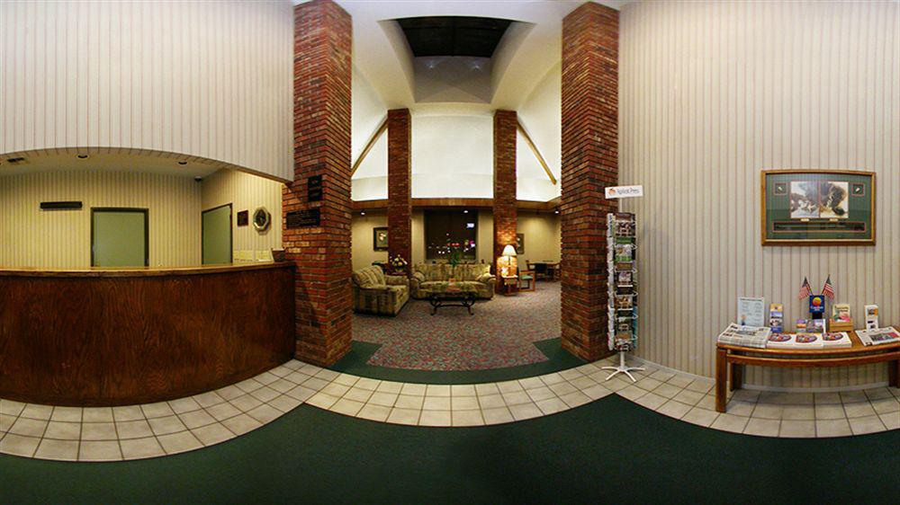 Comfort Inn & Suites Near Fallon Naval Air Station Экстерьер фото